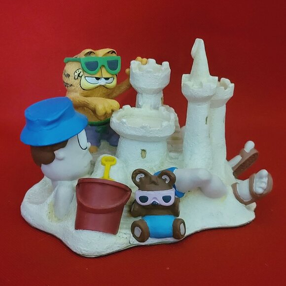 Vintage Danbury Mint Garfield Characters Crowning Achievement Figurine 1994 - Picture 13 of 17